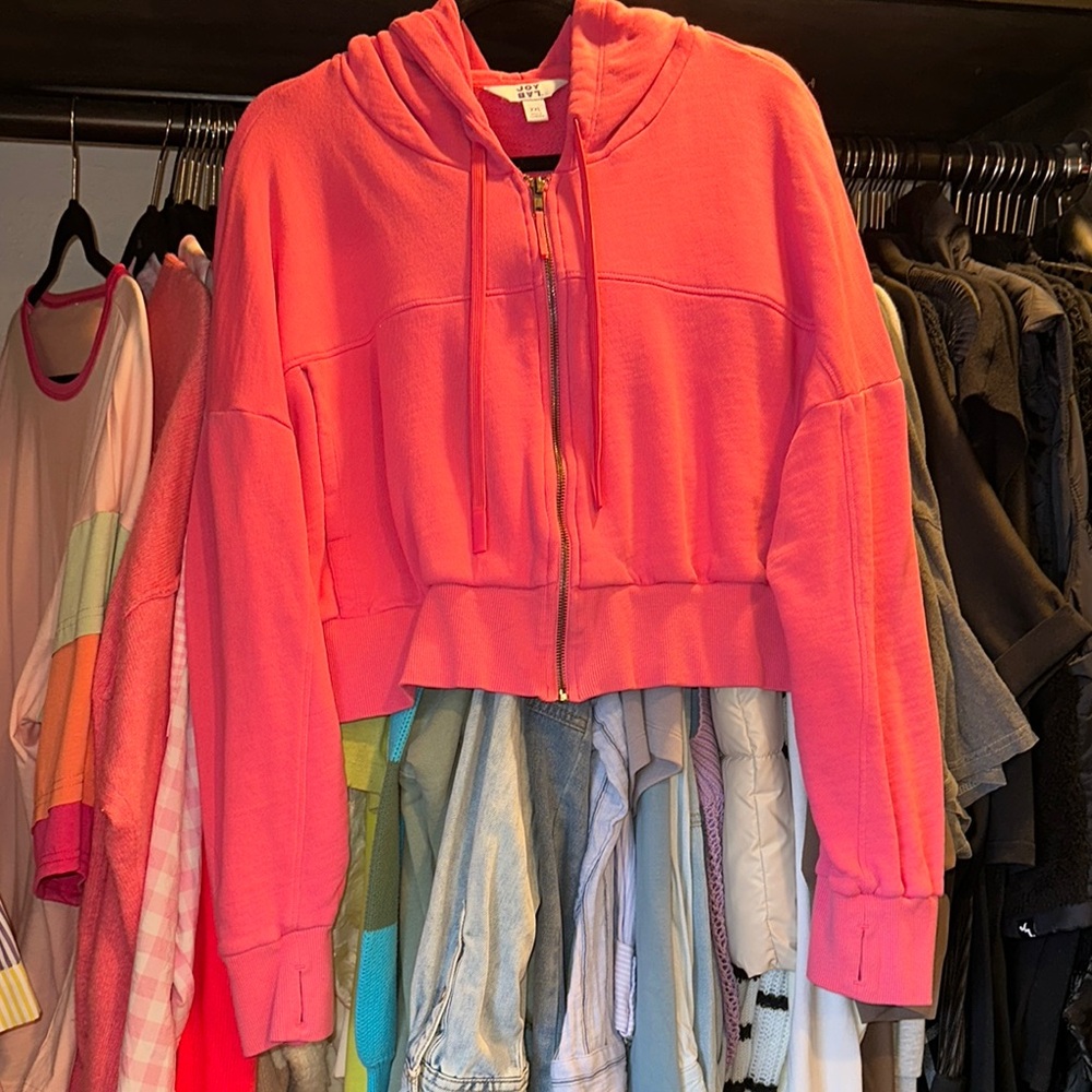 Vibrant Pink Cropped Hoodie with Zipper